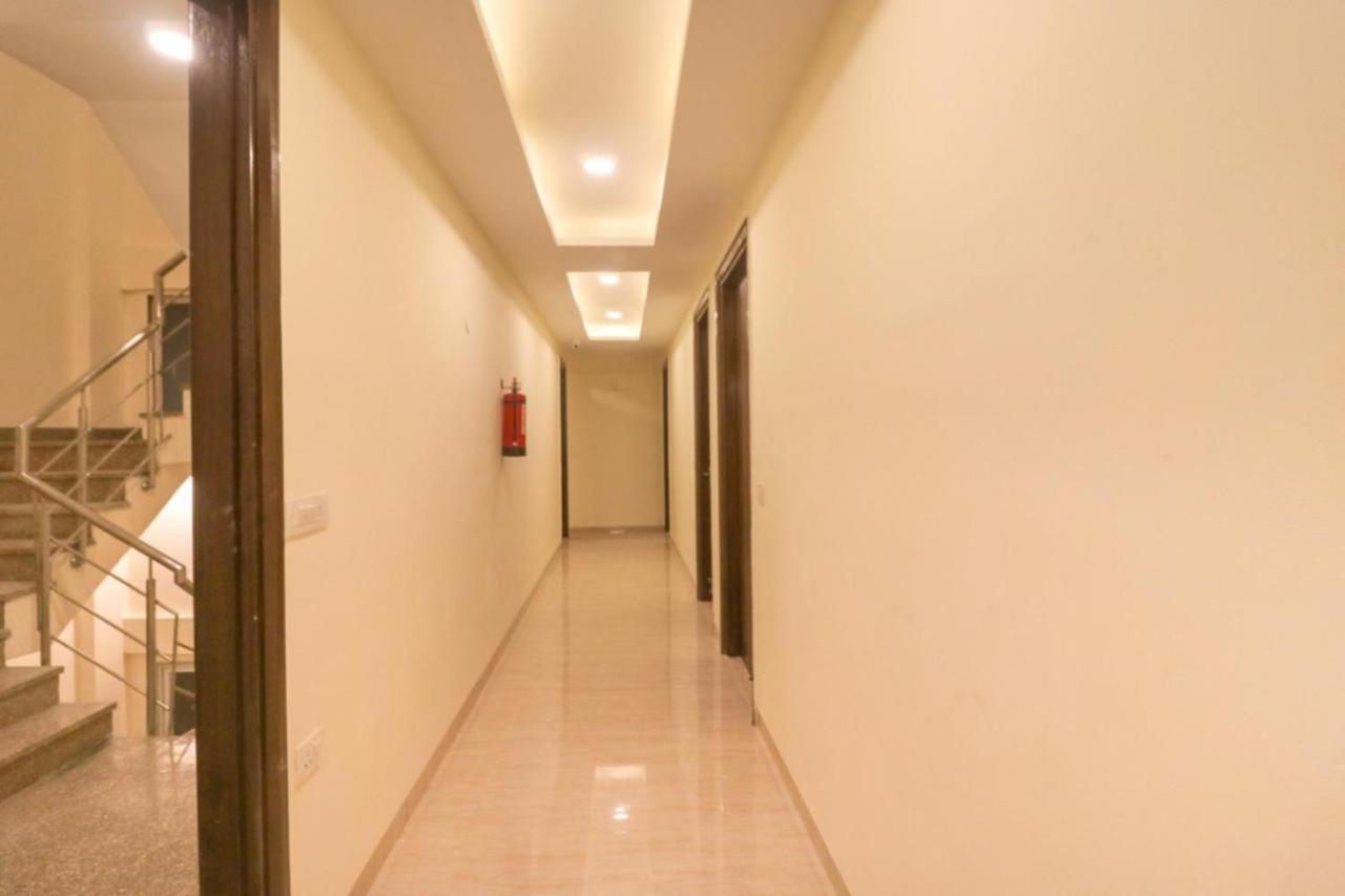 Fabhotel Comfort Residency II Gurgaon Exterior photo